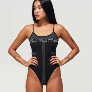 Nike Air Seamless Camisole Bodysuit Black Size Small